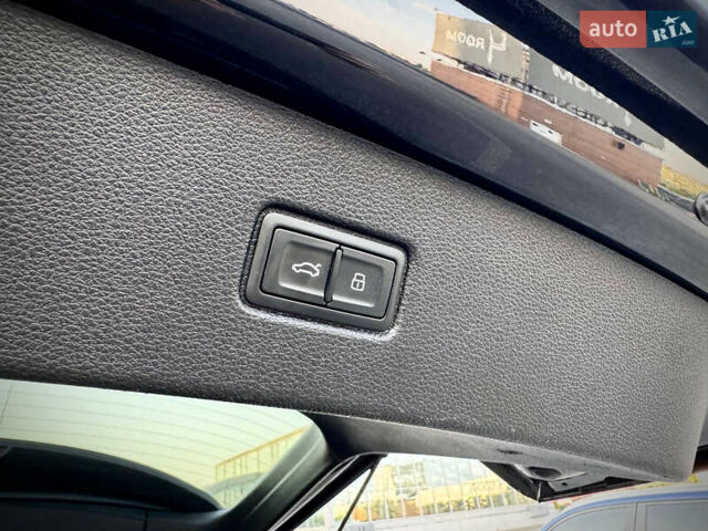 Синий Ауди Ку 7, объемом двигателя 2 л и пробегом 162 тыс. км за 25700 $, фото 34 на Automoto.ua