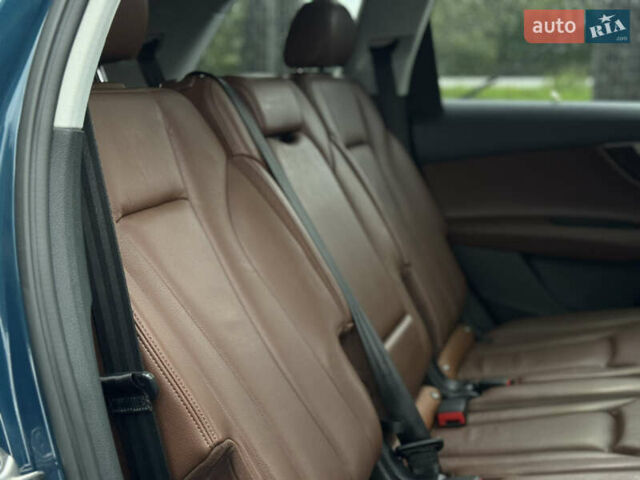 Синій Ауді Ку 7, об'ємом двигуна 1.98 л та пробігом 133 тис. км за 27900 $, фото 21 на Automoto.ua