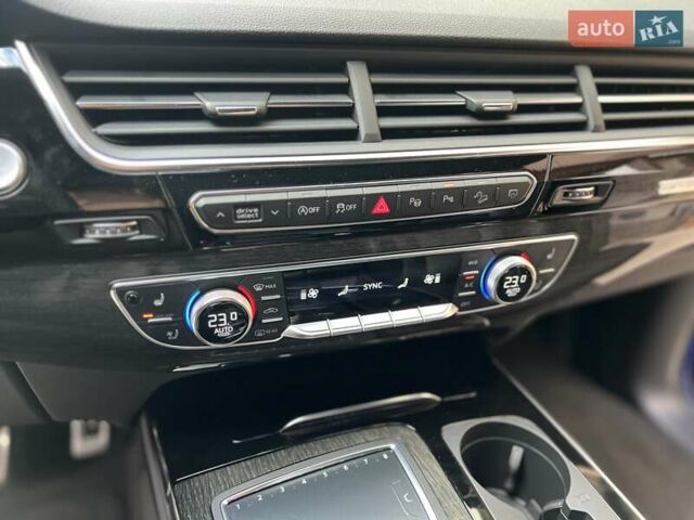 Ауди Ку 7 2018 в Хмельницком на Automoto.ua Синий Ауди Ку 7, объемом двигателя 3 л и пробегом 250 тыс. км за 35900 $, фото 63 на Automoto.ua