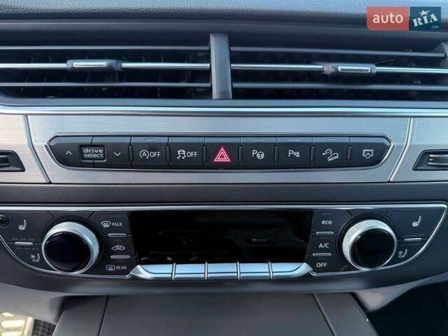 Синій Ауді Ку 7, об'ємом двигуна 3 л та пробігом 217 тис. км за 44000 $, фото 42 на Automoto.ua