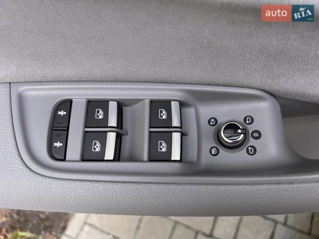 Синій Ауді Ку 7, об'ємом двигуна 3 л та пробігом 217 тис. км за 44000 $, фото 14 на Automoto.ua