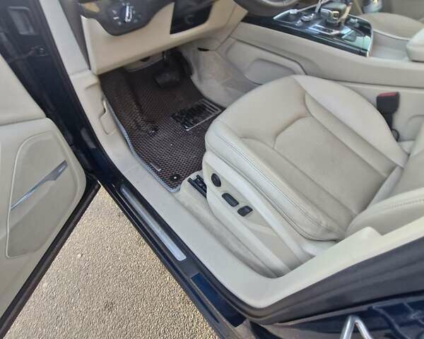 Синий Ауди Ку 7, объемом двигателя 3 л и пробегом 99 тыс. км за 37500 $, фото 13 на Automoto.ua