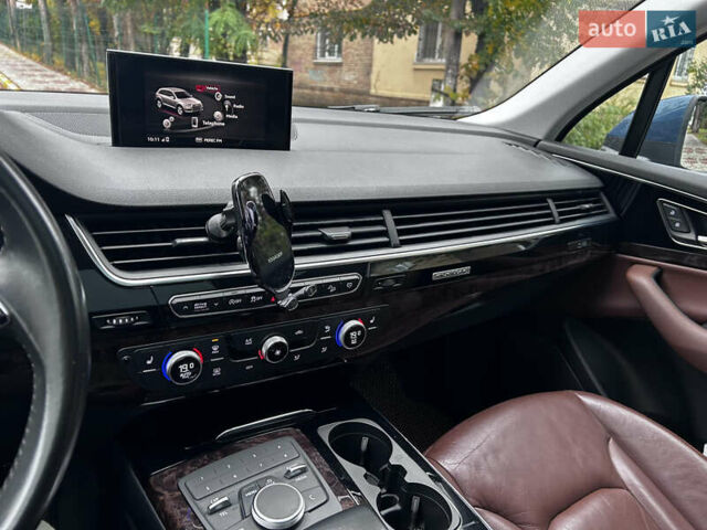 Синій Ауді Ку 7, об'ємом двигуна 3 л та пробігом 106 тис. км за 31400 $, фото 19 на Automoto.ua