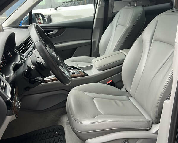 Синий Ауди Ку 7, объемом двигателя 3 л и пробегом 147 тыс. км за 35000 $, фото 12 на Automoto.ua