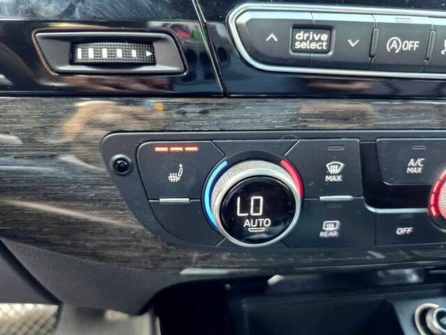 Синий Ауди Ку 7, объемом двигателя 3 л и пробегом 36 тыс. км за 16300 $, фото 16 на Automoto.ua