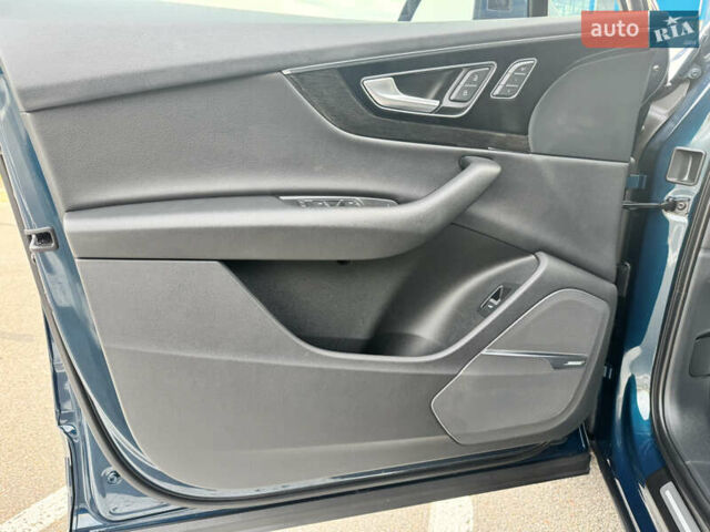 Синій Ауді Ку 7, об'ємом двигуна 3 л та пробігом 174 тис. км за 30500 $, фото 39 на Automoto.ua