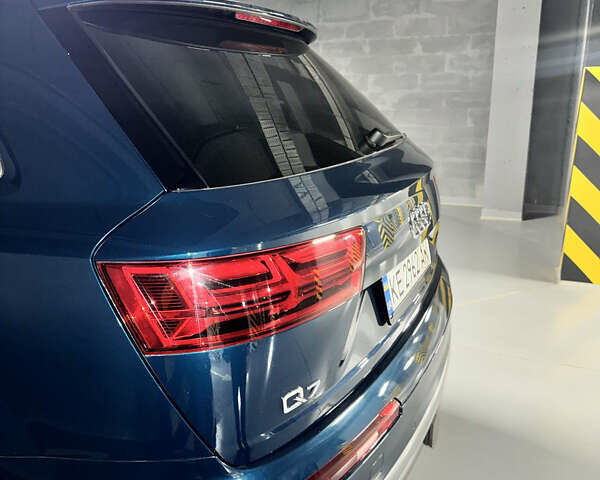 Синий Ауди Ку 7, объемом двигателя 3 л и пробегом 147 тыс. км за 35000 $, фото 5 на Automoto.ua