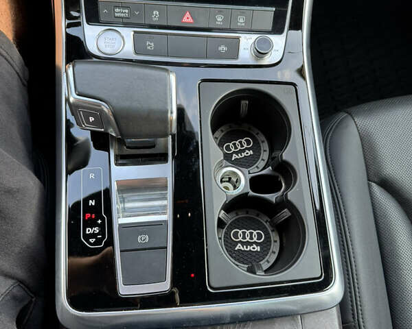 Синий Ауди Ку 7, объемом двигателя 3 л и пробегом 110 тыс. км за 45500 $, фото 33 на Automoto.ua