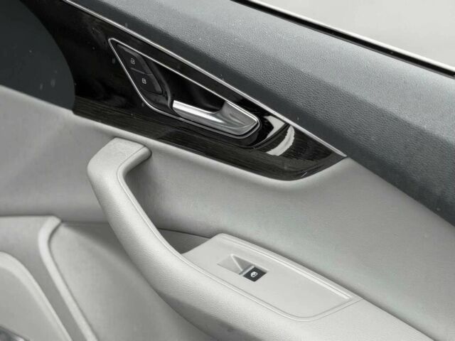 Синий Ауди Ку 7, объемом двигателя 3 л и пробегом 41 тыс. км за 11700 $, фото 16 на Automoto.ua