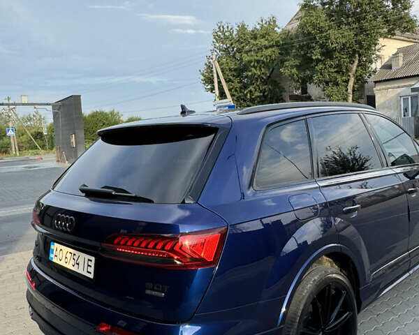 Синий Ауди Ку 7, объемом двигателя 3 л и пробегом 110 тыс. км за 45500 $, фото 2 на Automoto.ua