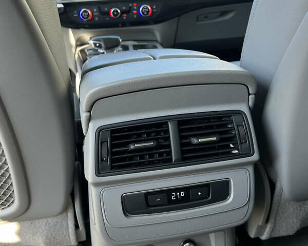 Синий Ауди Ку 7, объемом двигателя 1.98 л и пробегом 106 тыс. км за 28900 $, фото 23 на Automoto.ua