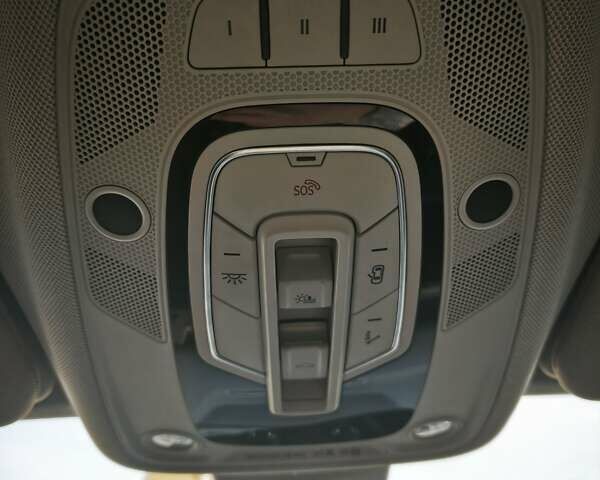 Синій Ауді Ку 7, об'ємом двигуна 1.98 л та пробігом 108 тис. км за 29500 $, фото 15 на Automoto.ua