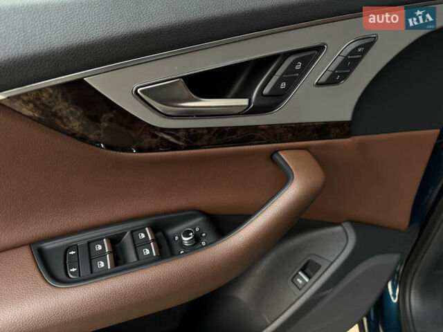 Синій Ауді Ку 7, об'ємом двигуна 1.98 л та пробігом 71 тис. км за 33000 $, фото 31 на Automoto.ua