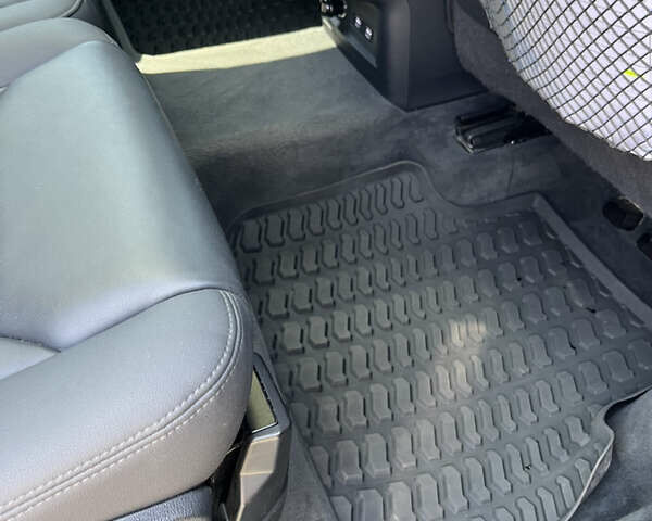 Синий Ауди Ку 7, объемом двигателя 1.98 л и пробегом 85 тыс. км за 45000 $, фото 14 на Automoto.ua