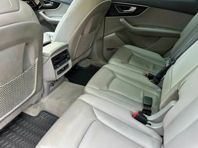 Синий Ауди Ку 7, объемом двигателя 3 л и пробегом 46 тыс. км за 22000 $, фото 12 на Automoto.ua