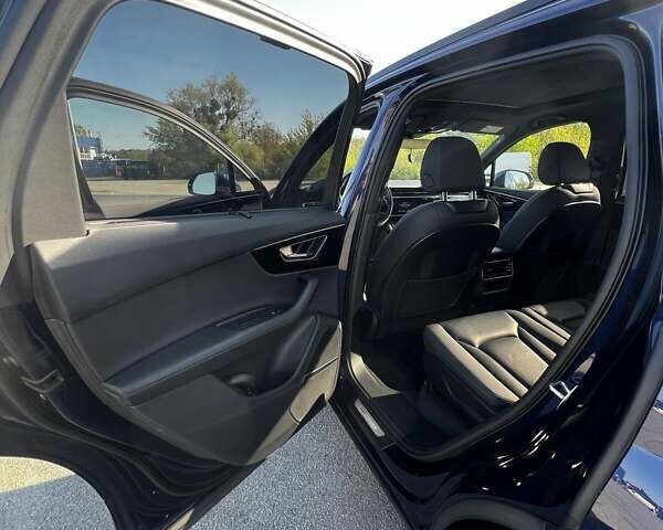 Синій Ауді Ку 7, об'ємом двигуна 3 л та пробігом 50 тис. км за 58000 $, фото 20 на Automoto.ua