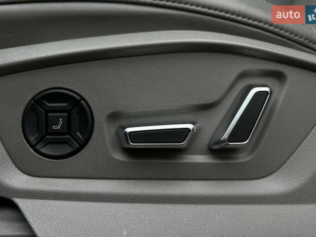 Синій Ауді Ку 7, об'ємом двигуна 3 л та пробігом 54 тис. км за 57999 $, фото 18 на Automoto.ua