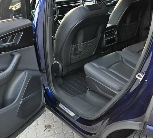 Синій Ауді Ку 7, об'ємом двигуна 3 л та пробігом 39 тис. км за 58500 $, фото 12 на Automoto.ua