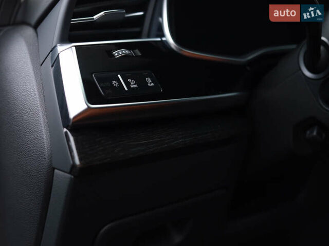 Синій Ауді Ку 7, об'ємом двигуна 3 л та пробігом 94 тис. км за 72500 $, фото 12 на Automoto.ua