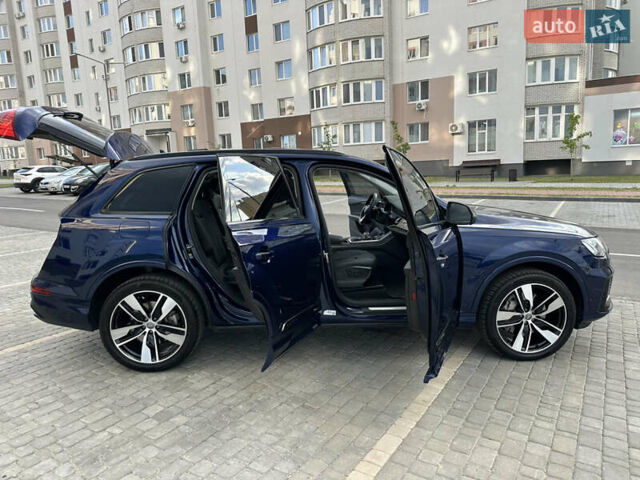 Синий Ауди Ку 7, объемом двигателя 3 л и пробегом 142 тыс. км за 45250 $, фото 93 на Automoto.ua