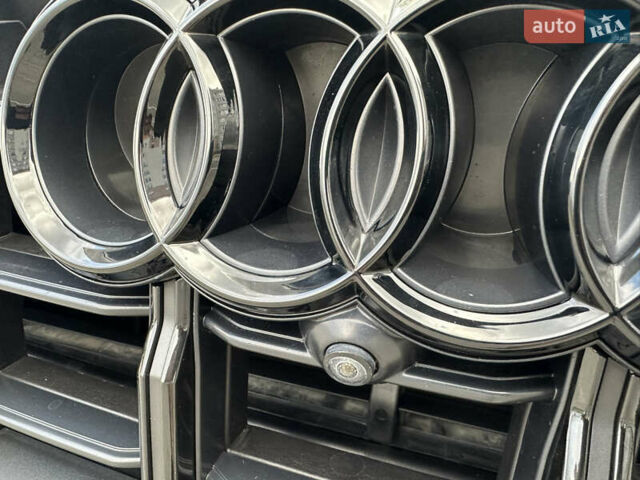 Синий Ауди Ку 7, объемом двигателя 3 л и пробегом 142 тыс. км за 45250 $, фото 6 на Automoto.ua
