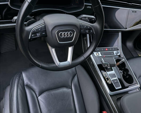 Синий Ауди Ку 7, объемом двигателя 3 л и пробегом 114 тыс. км за 47533 $, фото 5 на Automoto.ua