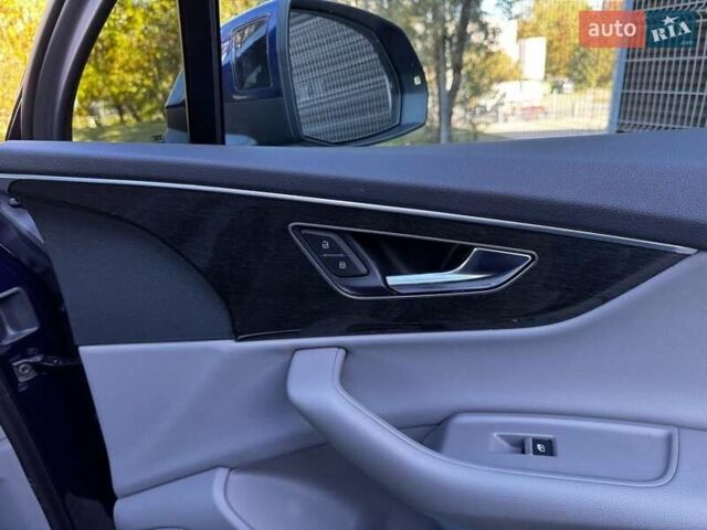 Синий Ауди Ку 7, объемом двигателя 3 л и пробегом 67 тыс. км за 59800 $, фото 49 на Automoto.ua