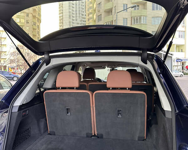 Синий Ауди Ку 7, объемом двигателя 1.98 л и пробегом 66 тыс. км за 44900 $, фото 14 на Automoto.ua