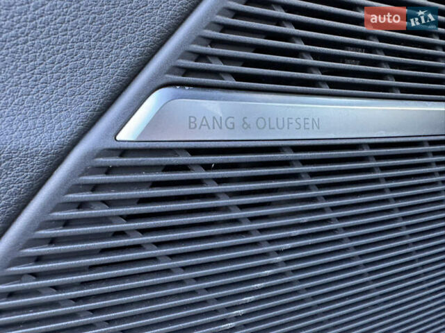 Синий Ауди Ку 7, объемом двигателя 2.97 л и пробегом 158 тыс. км за 58800 $, фото 72 на Automoto.ua