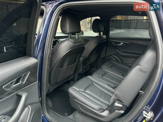 Синий Ауди Ку 7, объемом двигателя 3 л и пробегом 57 тыс. км за 56999 $, фото 18 на Automoto.ua