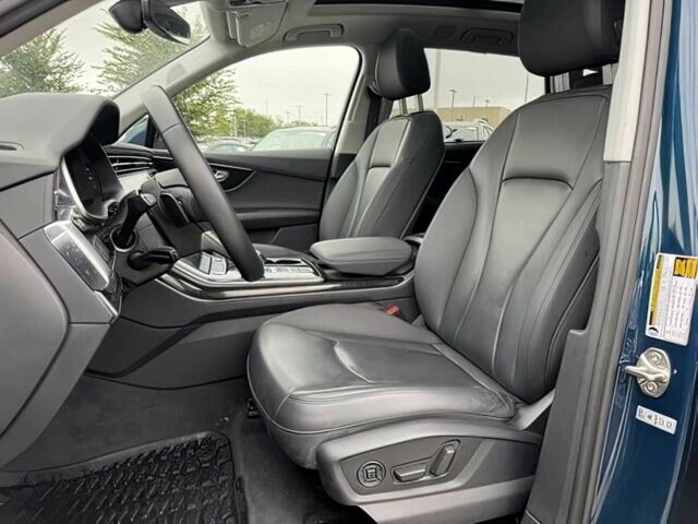 Синий Ауди Ку 7, объемом двигателя 2 л и пробегом 17 тыс. км за 24750 $, фото 6 на Automoto.ua