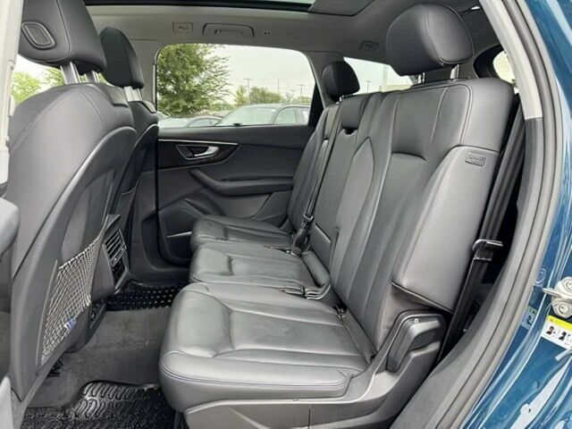 Синий Ауди Ку 7, объемом двигателя 2 л и пробегом 17 тыс. км за 24750 $, фото 10 на Automoto.ua