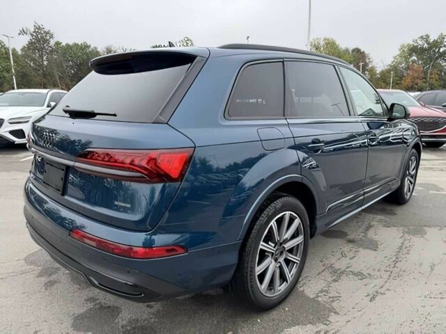 Синий Ауди Ку 7, объемом двигателя 2 л и пробегом 17 тыс. км за 24750 $, фото 3 на Automoto.ua