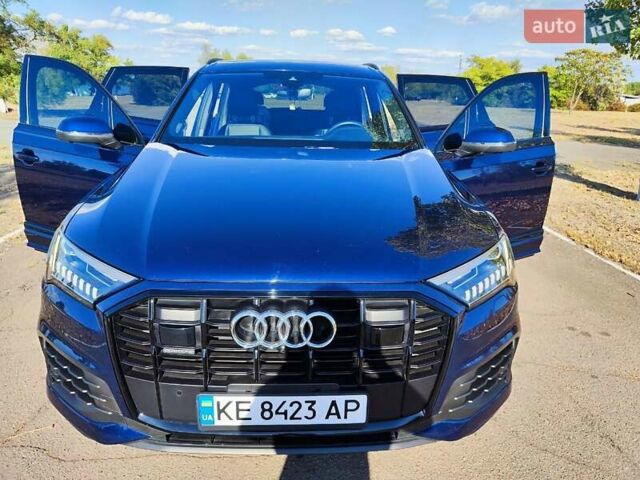 Синий Ауди Ку 7, объемом двигателя 3 л и пробегом 43 тыс. км за 63000 $, фото 4 на Automoto.ua