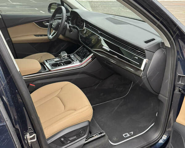 Синий Ауди Ку 7, объемом двигателя 3 л и пробегом 25 тыс. км за 67500 $, фото 25 на Automoto.ua