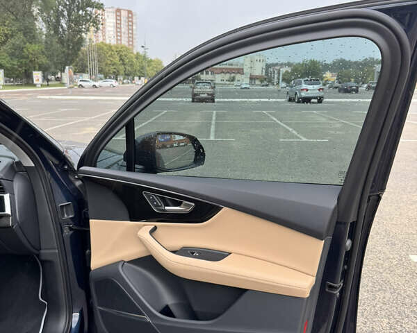 Синий Ауди Ку 7, объемом двигателя 3 л и пробегом 25 тыс. км за 67500 $, фото 26 на Automoto.ua