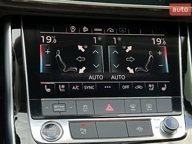 Синий Ауди Ку 7, объемом двигателя 3 л и пробегом 17 тыс. км за 62999 $, фото 24 на Automoto.ua