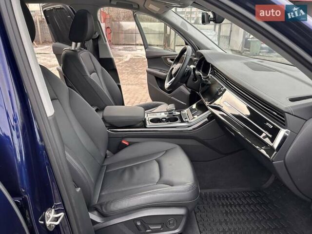 Синий Ауди Ку 7, объемом двигателя 3 л и пробегом 20 тыс. км за 60900 $, фото 22 на Automoto.ua