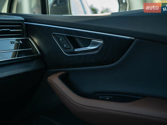 Синій Ауді Ку 7, об'ємом двигуна 1.98 л та пробігом 31 тис. км за 55900 $, фото 39 на Automoto.ua