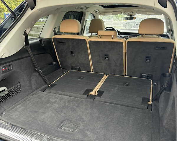 Синий Ауди Ку 7, объемом двигателя 3 л и пробегом 25 тыс. км за 67500 $, фото 29 на Automoto.ua