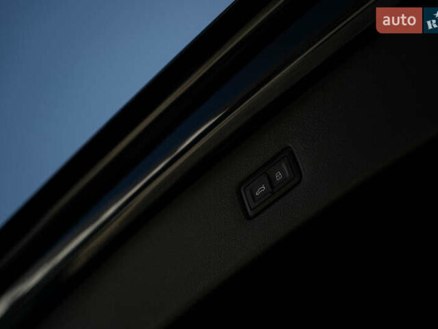 Синій Ауді Ку 7, об'ємом двигуна 1.98 л та пробігом 31 тис. км за 55900 $, фото 48 на Automoto.ua