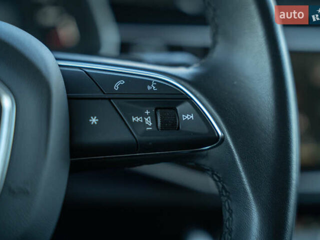 Синій Ауді Ку 7, об'ємом двигуна 1.98 л та пробігом 31 тис. км за 55900 $, фото 31 на Automoto.ua