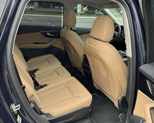 Синий Ауди Ку 7, объемом двигателя 3 л и пробегом 25 тыс. км за 67500 $, фото 24 на Automoto.ua