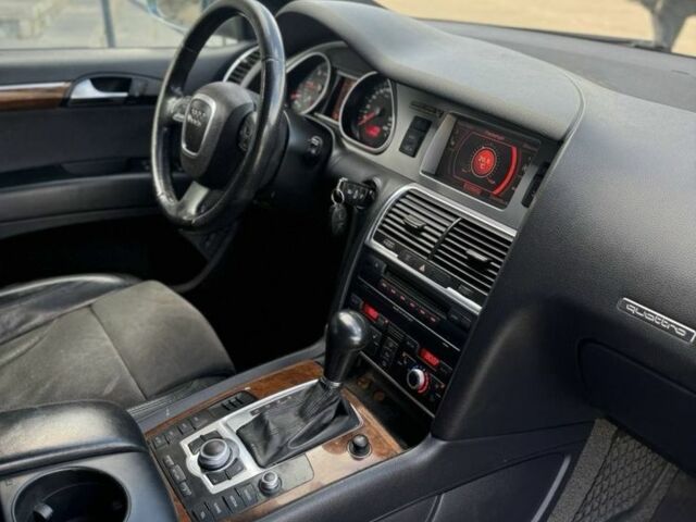 Ауди Ку 7 2007 в Киеве на Automoto.ua Зеленый Ауди Ку 7, объемом двигателя 3 л и пробегом 370 тыс. км за 5900 $, фото 6 на Automoto.ua