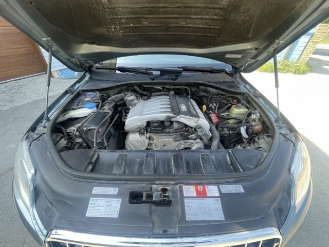 Зеленый Ауди Ку 7, объемом двигателя 3.6 л и пробегом 180 тыс. км за 11500 $, фото 2 на Automoto.ua