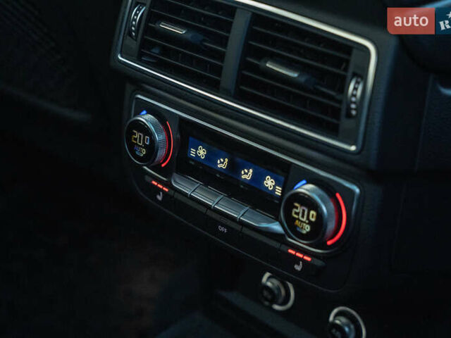 Зелений Ауді Ку 7, об'ємом двигуна 3 л та пробігом 69 тис. км за 36500 $, фото 36 на Automoto.ua