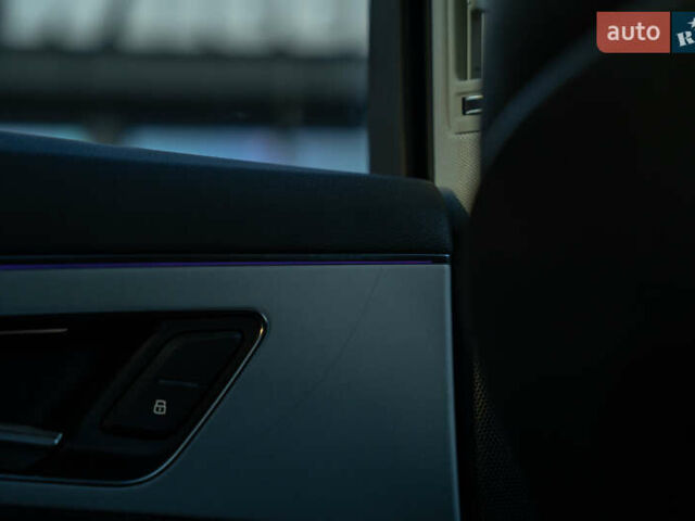 Зелений Ауді Ку 7, об'ємом двигуна 3 л та пробігом 69 тис. км за 36500 $, фото 37 на Automoto.ua