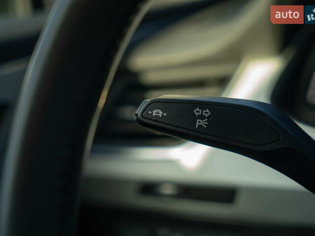 Зелений Ауді Ку 7, об'ємом двигуна 3 л та пробігом 69 тис. км за 36500 $, фото 24 на Automoto.ua