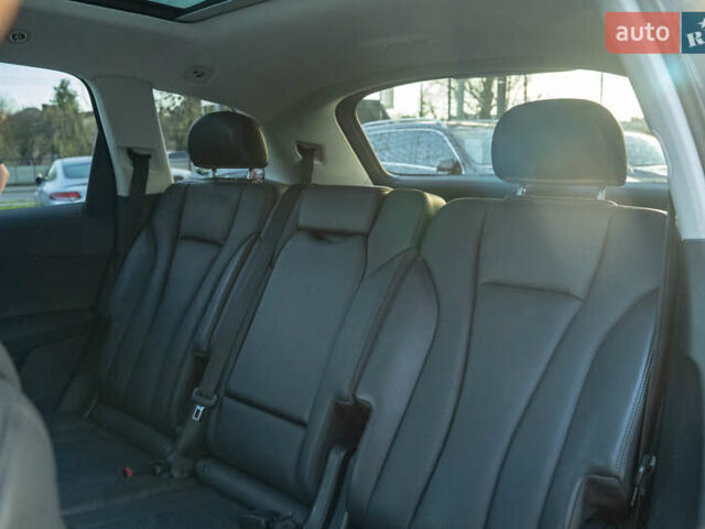 Зелений Ауді Ку 7, об'ємом двигуна 3 л та пробігом 69 тис. км за 36500 $, фото 35 на Automoto.ua