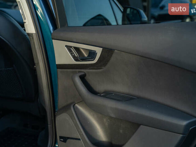 Зелений Ауді Ку 7, об'ємом двигуна 3 л та пробігом 69 тис. км за 36500 $, фото 41 на Automoto.ua